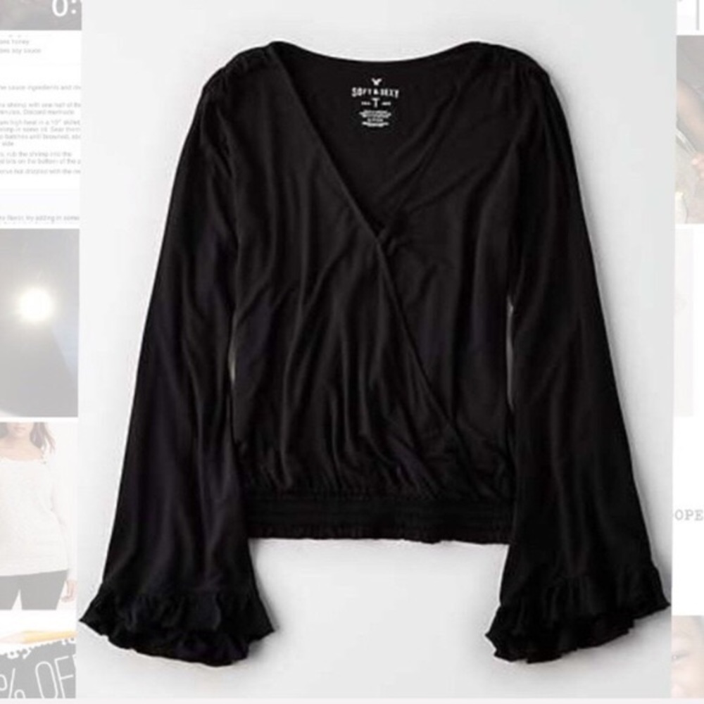 American Eagle Soft and Sexy Bell sleeve top